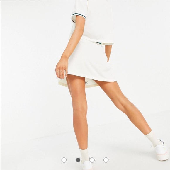Authentic Adidas Tennis Skirt XS - Picture 4 of 10
